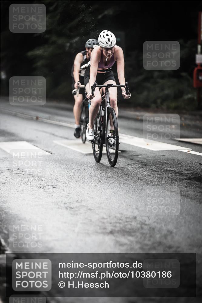 13.09.2026 - Stadtparktriathlon H.Heesch http://msf.ph/oto/10380186 13.09.2026 12:24:42 Radfahren 964, 995, 1039, 1044, 1114, 1166, 1170, 1174 meine-sportfotos.de