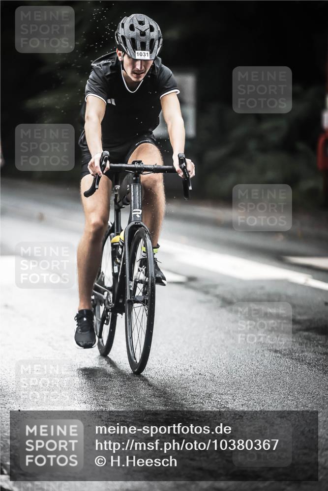 13.09.2026 - Stadtparktriathlon H.Heesch http://msf.ph/oto/10380367 13.09.2026 12:25:14 Radfahren 1016, 1031, 1036, 1085, 1104, 1124 meine-sportfotos.de