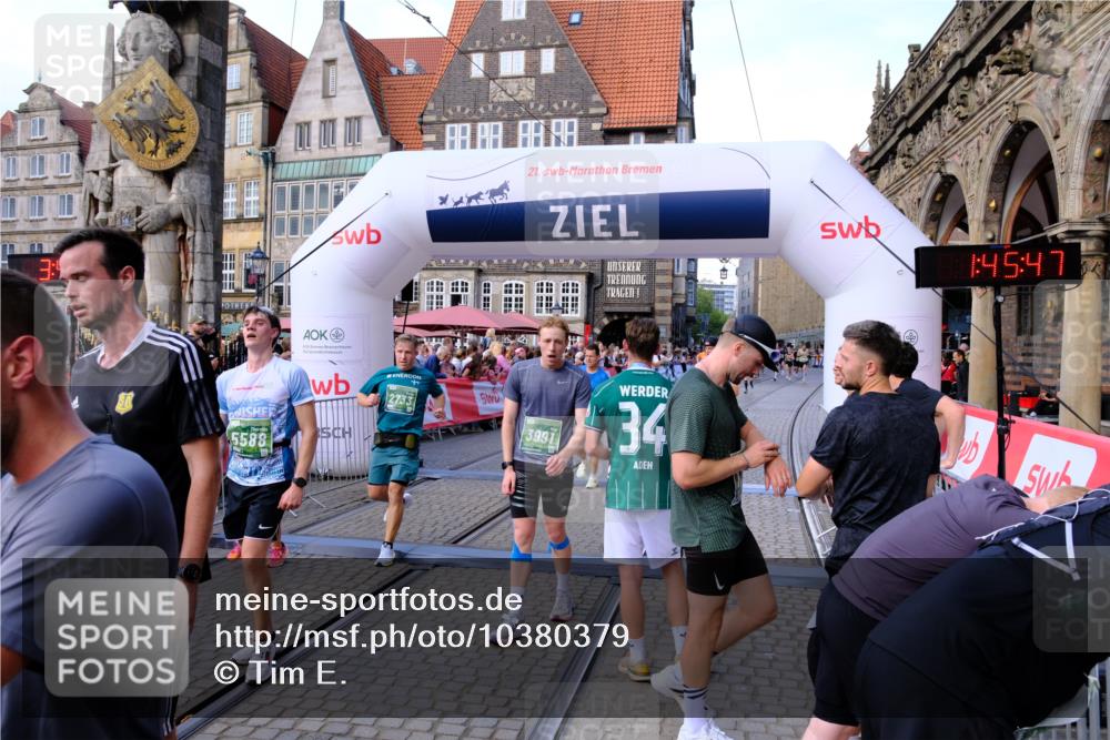 13.09.2026 - 21. swb-Marathon Bremen Tim E. http://msf.ph/oto/10380379 13.09.2026 13:16:09 Ziel 145, 982, 1955, 2733, 3119, 3149, 3422, 3536, 3689, 3836, 3991, 4573, 4823, 5430, 5474, 5533, 5588, 5913, 6481, 6515, 7307, 7413, 9122, 9278, 13149, 13249 meine-sportfotos.de