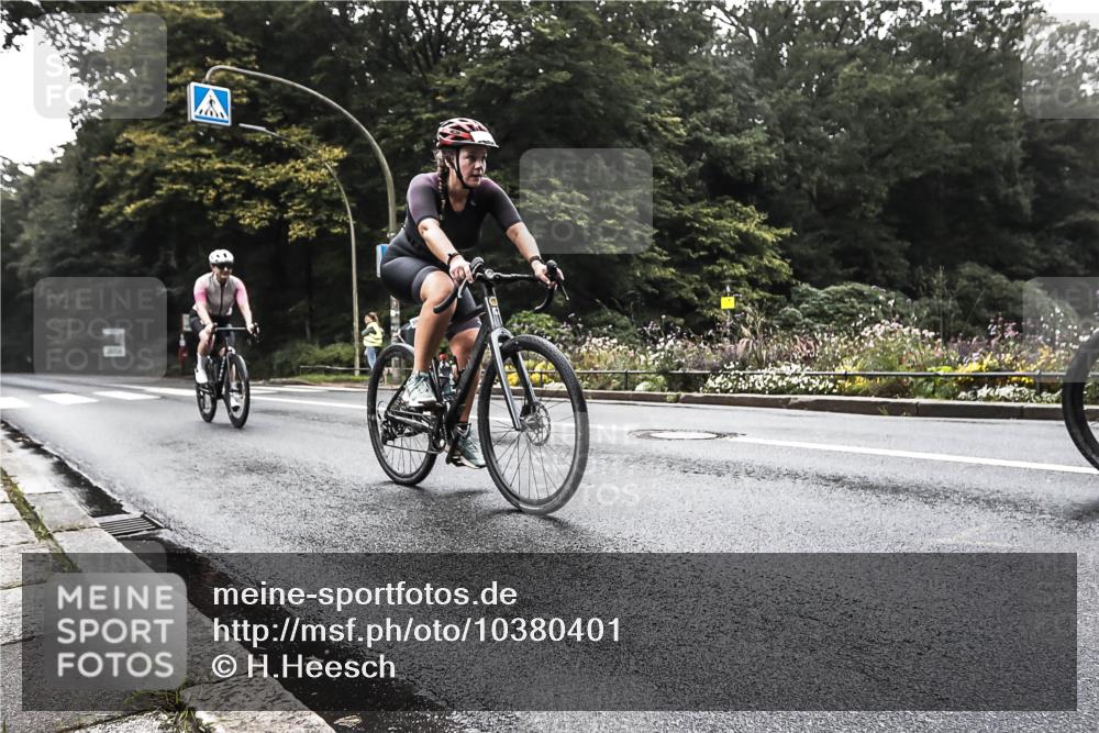 13.09.2026 - Stadtparktriathlon H.Heesch http://msf.ph/oto/10380401 13.09.2026 10:20:21 Radfahren 248, 310, 385, 390, 400, 433, 450 meine-sportfotos.de