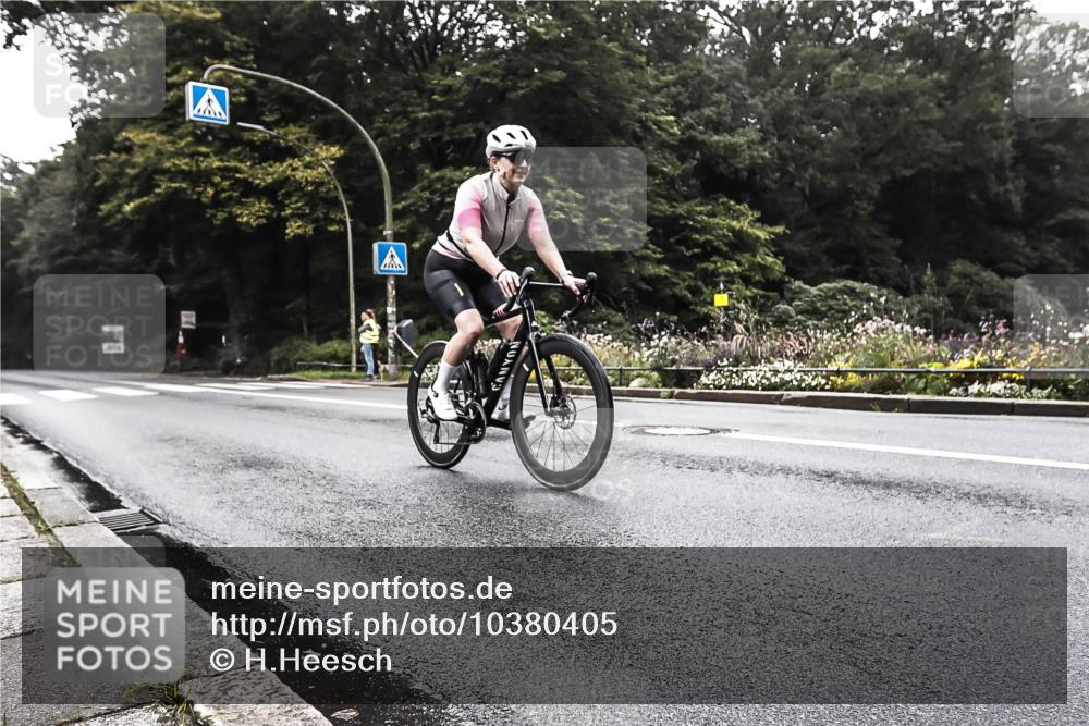13.09.2026 - Stadtparktriathlon H.Heesch http://msf.ph/oto/10380405 13.09.2026 10:20:22 Radfahren 248, 310, 385, 390, 400, 433, 450 meine-sportfotos.de