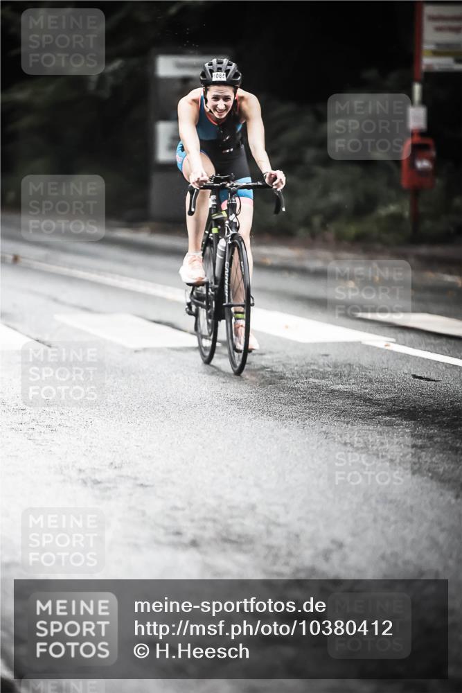 13.09.2026 - Stadtparktriathlon H.Heesch http://msf.ph/oto/10380412 13.09.2026 12:25:19 Radfahren 1031, 1048, 1085, 1104, 1124 meine-sportfotos.de