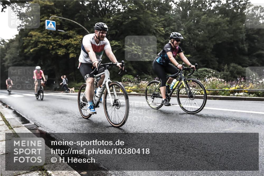 13.09.2026 - Stadtparktriathlon H.Heesch http://msf.ph/oto/10380418 13.09.2026 10:20:30 Radfahren 334, 335, 381, 383, 452 meine-sportfotos.de
