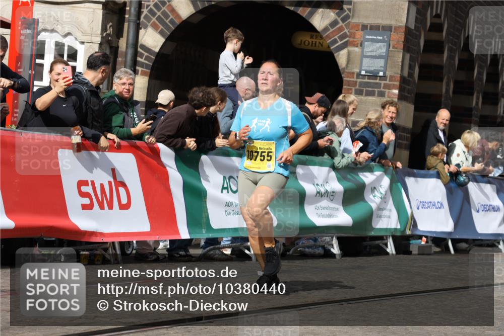 13.09.2026 - 21. swb-Marathon Bremen Strokosch-Dieckow http://msf.ph/oto/10380440 13.09.2026 11:04:37 Ziel 10182, 10245, 10291, 10390, 10516, 10526, 10613, 10671, 10672, 11214, 11215, 11221, 11248, 11336, 11410, 11539, 11720, 11726, 11740, 12001, 12009, 12103, 12113, 12276, 12929, 10198, 10283, 10315, 10481, 10729, 10855, 10856, 10940, 11006, 11272, 11364, 11366, 11395, 11518, 11592, 11705, 11757, 12005, 12420, 12493, 12495, 12498, 12500, 12502, 12563 meine-sportfotos.de