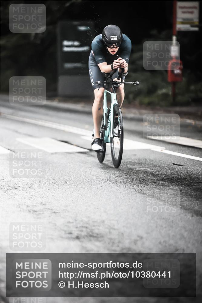 13.09.2026 - Stadtparktriathlon H.Heesch http://msf.ph/oto/10380441 13.09.2026 12:25:22 Radfahren 1048, 1085, 1104, 1124, 1139 meine-sportfotos.de
