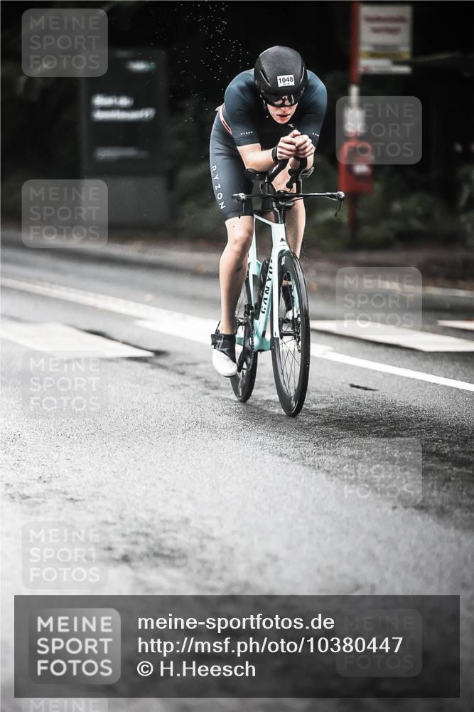 13.09.2026 - Stadtparktriathlon H.Heesch http://msf.ph/oto/10380447 13.09.2026 12:25:22 Radfahren 1048, 1085, 1104, 1124, 1139 meine-sportfotos.de