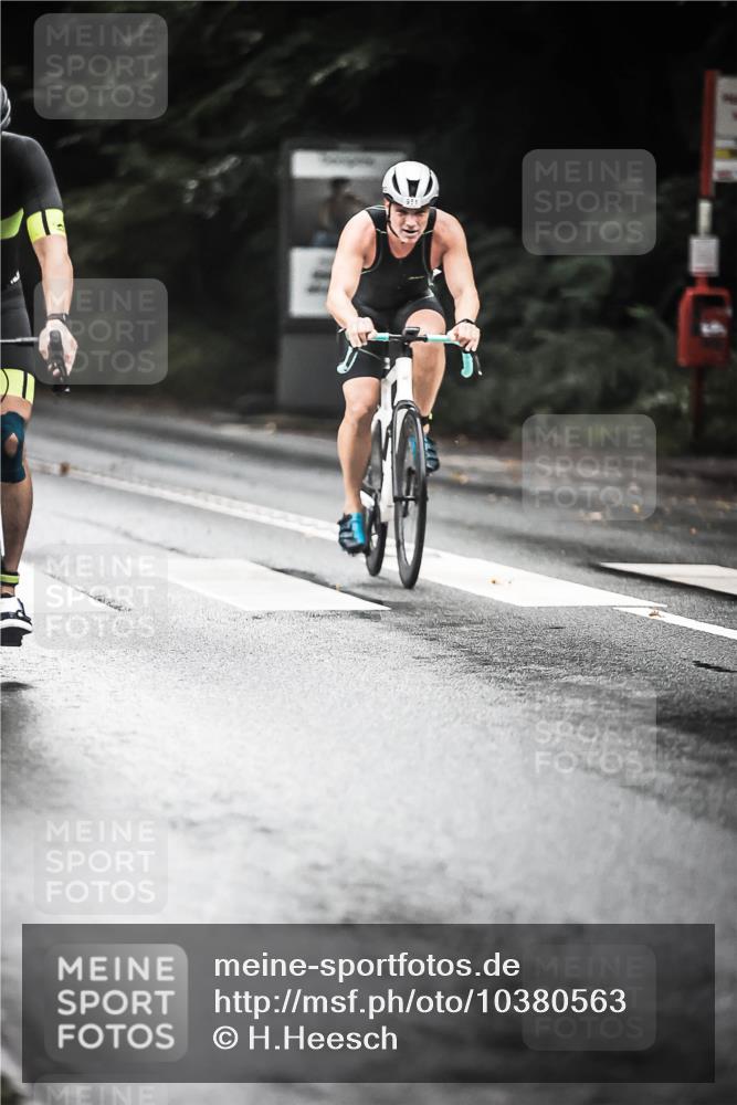 13.09.2026 - Stadtparktriathlon H.Heesch http://msf.ph/oto/10380563 13.09.2026 12:25:42 Radfahren 951, 974, 981, 1097 meine-sportfotos.de