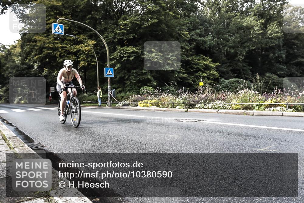 13.09.2026 - Stadtparktriathlon H.Heesch http://msf.ph/oto/10380590 13.09.2026 10:53:51 Radfahren 346, 389, 419, 533 meine-sportfotos.de