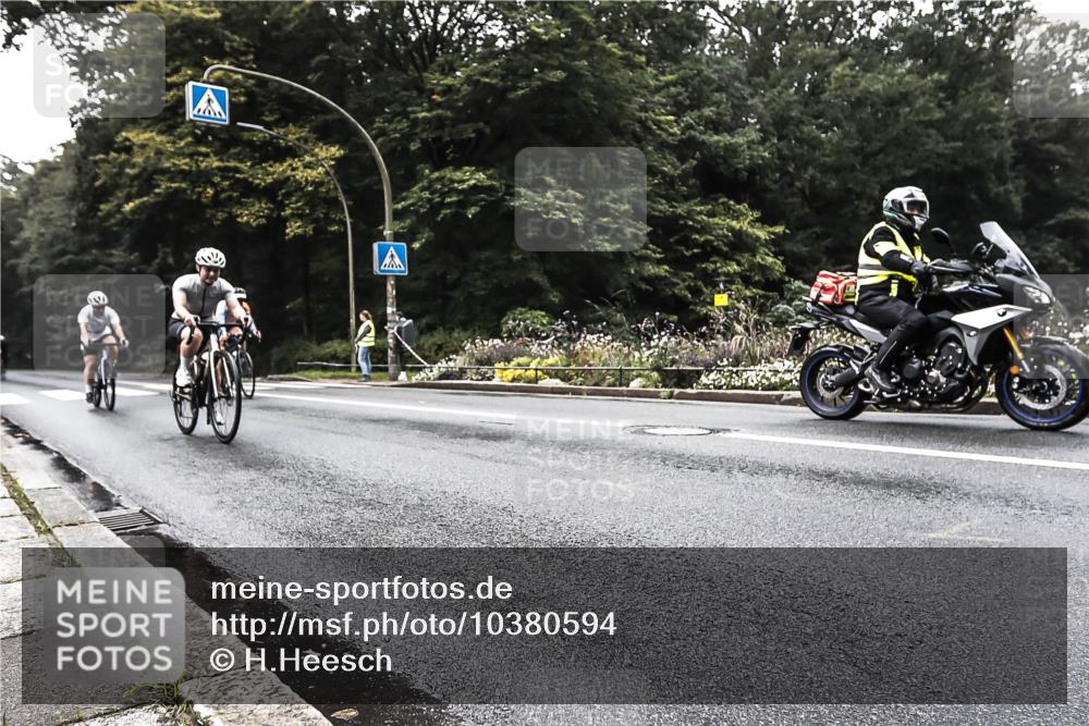 13.09.2026 - Stadtparktriathlon H.Heesch http://msf.ph/oto/10380594 13.09.2026 10:21:33 Radfahren 220, 268, 294, 303, 321, 326 meine-sportfotos.de