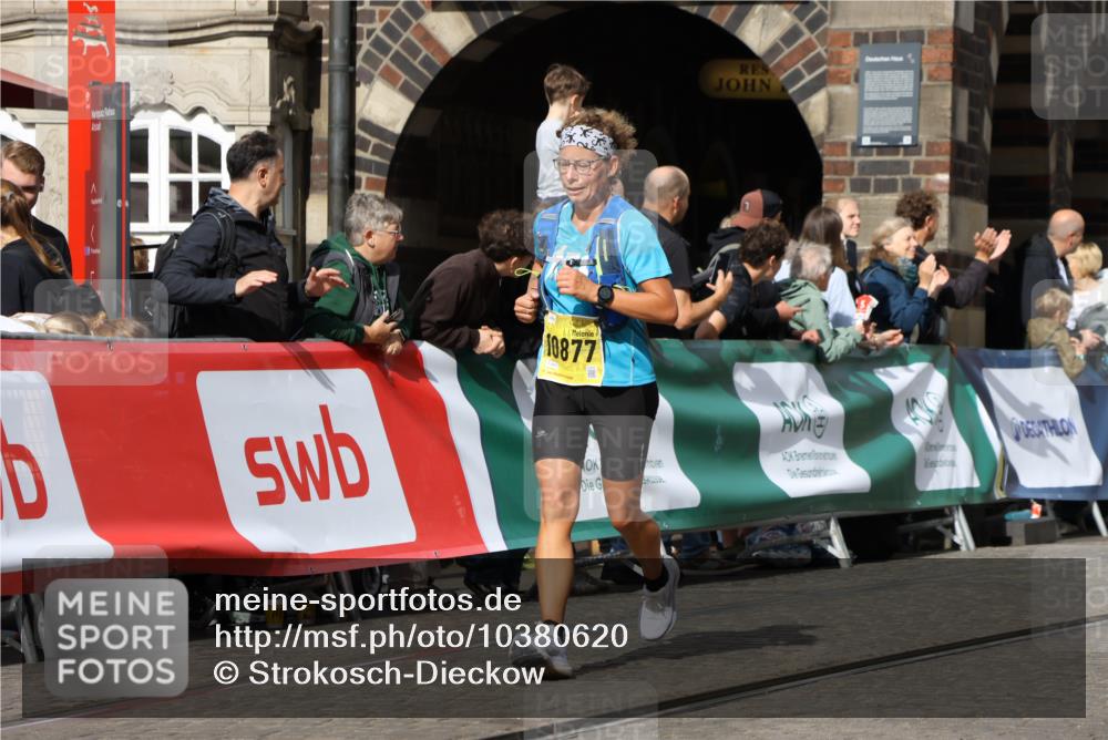 13.09.2026 - 21. swb-Marathon Bremen Strokosch-Dieckow http://msf.ph/oto/10380620 13.09.2026 11:04:45 Ziel 10160, 10182, 10245, 10526, 10613, 10711, 10755, 11214, 11215, 11248, 11336, 11410, 11720, 11740, 11761, 11991, 12009, 12929, 10198, 10315, 10465, 10729, 10741, 10850, 10855, 10856, 10940, 10975, 11006, 11133, 11272, 11395, 11518, 11757, 11939, 12005, 12235, 12420, 12493, 12495, 12498, 12500, 12502, 12522, 12563 meine-sportfotos.de