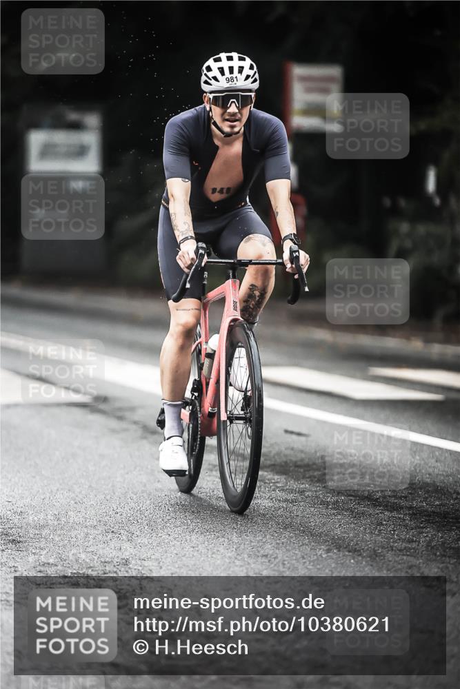 13.09.2026 - Stadtparktriathlon H.Heesch http://msf.ph/oto/10380621 13.09.2026 12:25:48 Radfahren 951, 974, 981, 1097 meine-sportfotos.de