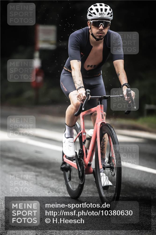 13.09.2026 - Stadtparktriathlon H.Heesch http://msf.ph/oto/10380630 13.09.2026 12:25:49 Radfahren 951, 981, 1097 meine-sportfotos.de