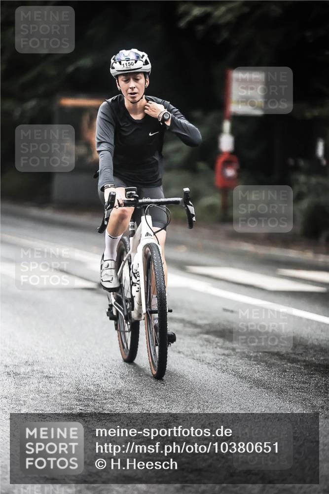 13.09.2026 - Stadtparktriathlon H.Heesch http://msf.ph/oto/10380651 13.09.2026 12:25:56 Radfahren 1005, 1065, 1141, 1150 meine-sportfotos.de