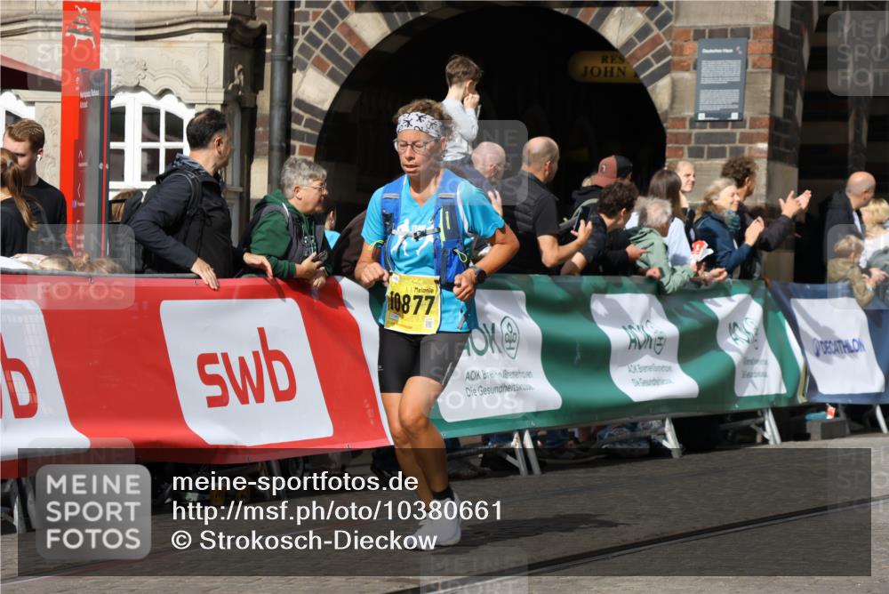 13.09.2026 - 21. swb-Marathon Bremen Strokosch-Dieckow http://msf.ph/oto/10380661 13.09.2026 11:04:45 Ziel 10160, 10182, 10245, 10526, 10613, 10711, 10755, 11214, 11215, 11248, 11336, 11410, 11720, 11740, 11761, 11991, 12009, 12929, 10198, 10315, 10465, 10729, 10741, 10850, 10855, 10856, 10940, 10975, 11006, 11133, 11272, 11395, 11518, 11757, 11939, 12005, 12235, 12420, 12493, 12495, 12498, 12500, 12502, 12522, 12563 meine-sportfotos.de