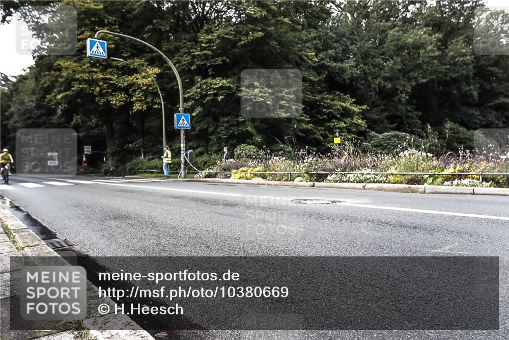 13.09.2026 - Stadtparktriathlon H.Heesch http://msf.ph/oto/10380669 13.09.2026 10:54:03 Radfahren 408, 489, 519, 622 meine-sportfotos.de