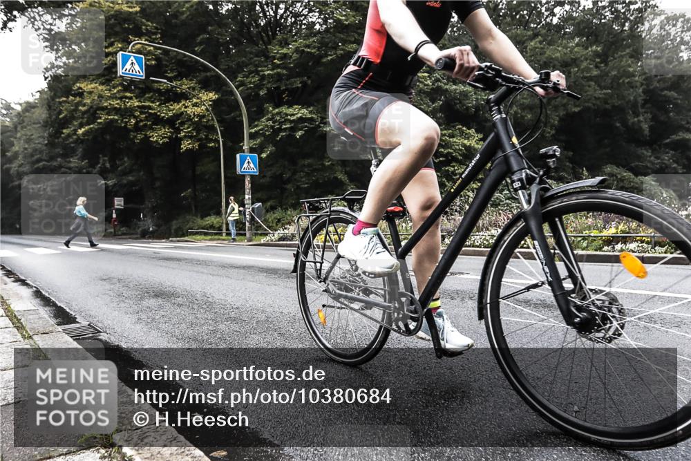 13.09.2026 - Stadtparktriathlon H.Heesch http://msf.ph/oto/10380684 13.09.2026 10:21:58 Radfahren 234, 371 meine-sportfotos.de