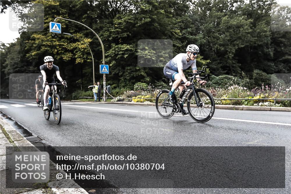 13.09.2026 - Stadtparktriathlon H.Heesch http://msf.ph/oto/10380704 13.09.2026 10:54:22 Radfahren 445, 459, 466, 468, 471, 472 meine-sportfotos.de