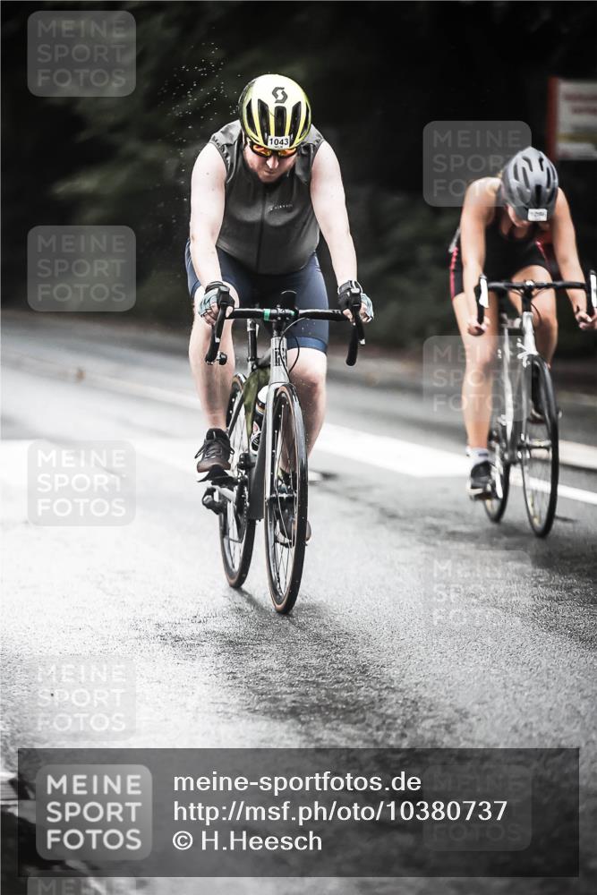 13.09.2026 - Stadtparktriathlon H.Heesch http://msf.ph/oto/10380737 13.09.2026 12:26:08 Radfahren 1043, 1045, 1065, 1086, 1096, 1115 meine-sportfotos.de