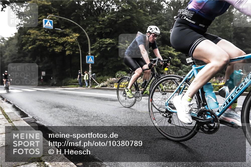 13.09.2026 - Stadtparktriathlon H.Heesch http://msf.ph/oto/10380789 13.09.2026 10:22:47 Radfahren 217, 285, 339, 431, 442 meine-sportfotos.de