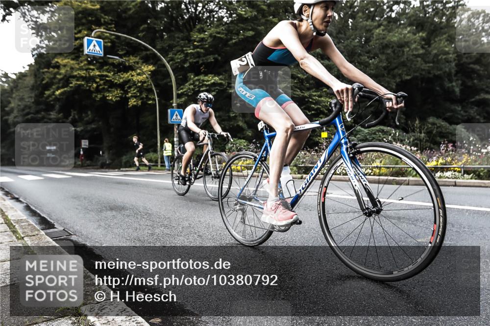 13.09.2026 - Stadtparktriathlon H.Heesch http://msf.ph/oto/10380792 13.09.2026 10:55:03 Radfahren 372, 381, 432, 473, 520, 557, 572, 666 meine-sportfotos.de