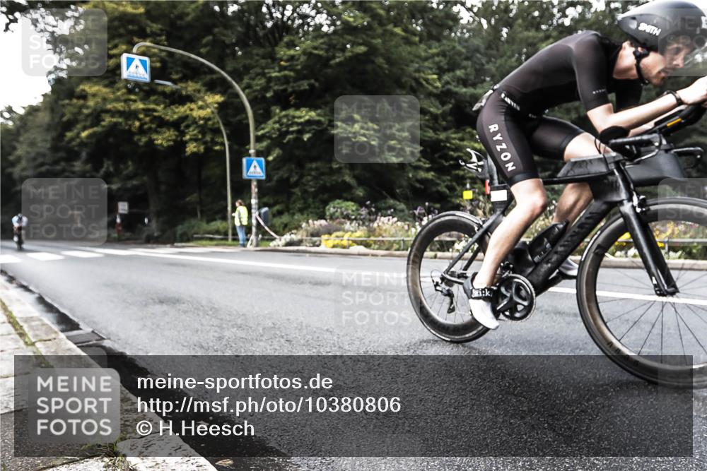 13.09.2026 - Stadtparktriathlon H.Heesch http://msf.ph/oto/10380806 13.09.2026 10:55:14 Radfahren 538, 542 meine-sportfotos.de