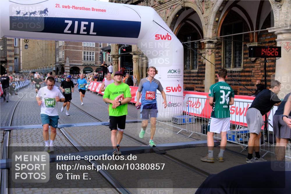13.09.2026 - 21. swb-Marathon Bremen Tim E. http://msf.ph/oto/10380857 13.09.2026 13:16:48 Ziel 792, 816, 985, 1076, 1162, 2604, 5255, 5554, 5963, 6367, 7053, 7603, 7801, 8171, 8288 meine-sportfotos.de