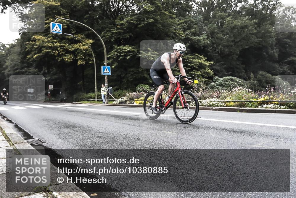 13.09.2026 - Stadtparktriathlon H.Heesch http://msf.ph/oto/10380885 13.09.2026 10:24:10 Radfahren 301, 306, 403 meine-sportfotos.de