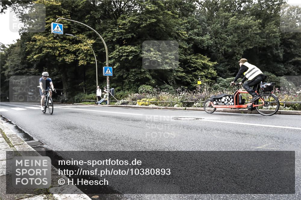 13.09.2026 - Stadtparktriathlon H.Heesch http://msf.ph/oto/10380893 13.09.2026 10:55:49 Radfahren 361, 470 meine-sportfotos.de