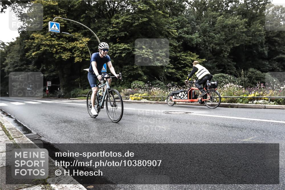 13.09.2026 - Stadtparktriathlon H.Heesch http://msf.ph/oto/10380907 13.09.2026 10:55:50 Radfahren 361, 470 meine-sportfotos.de