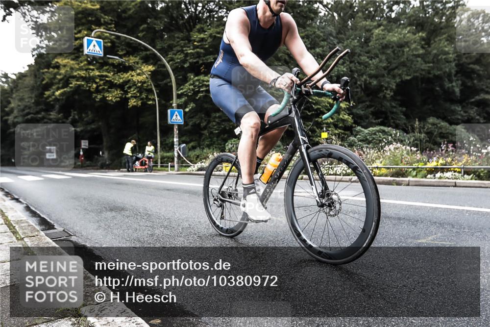 13.09.2026 - Stadtparktriathlon H.Heesch http://msf.ph/oto/10380972 13.09.2026 10:56:20 Radfahren 685 meine-sportfotos.de