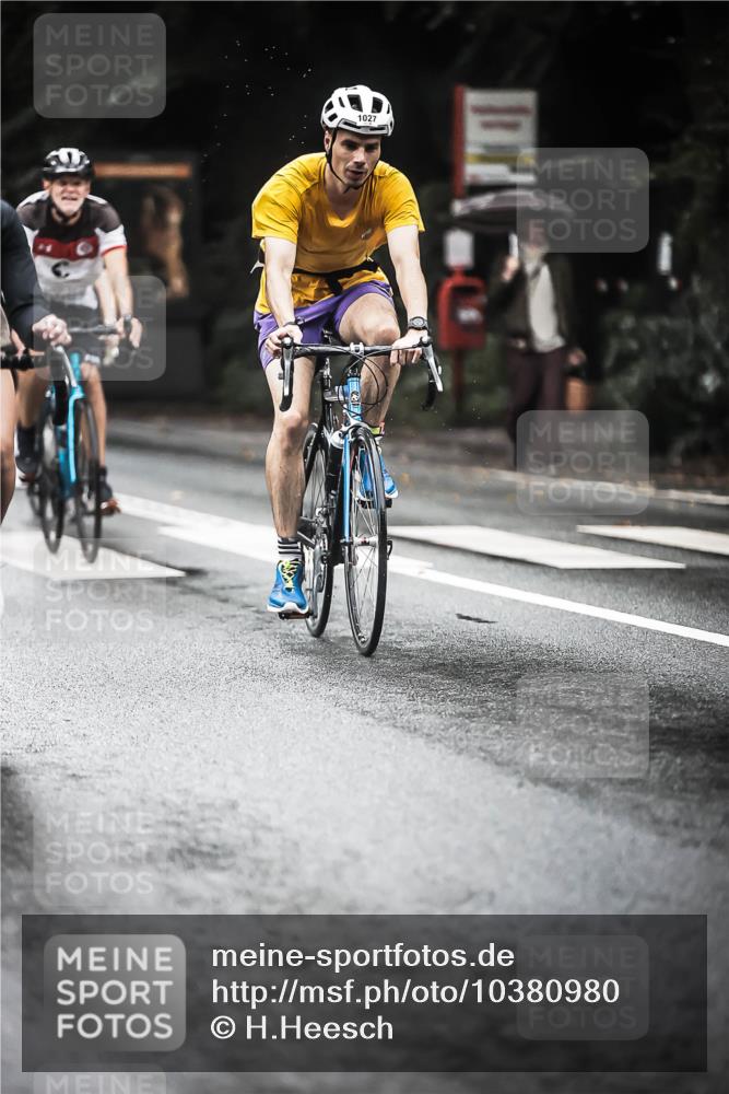 13.09.2026 - Stadtparktriathlon H.Heesch http://msf.ph/oto/10380980 13.09.2026 12:26:27 Radfahren 1027, 1029, 1067, 1073, 1078, 1083, 1089, 1093, 1146, 1161, 1167, 1184 meine-sportfotos.de