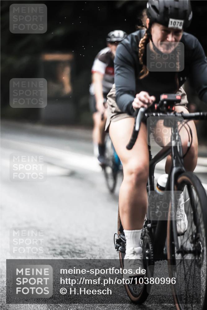 13.09.2026 - Stadtparktriathlon H.Heesch http://msf.ph/oto/10380996 13.09.2026 12:26:28 Radfahren 1027, 1029, 1067, 1073, 1078, 1083, 1146, 1161, 1167, 1184 meine-sportfotos.de