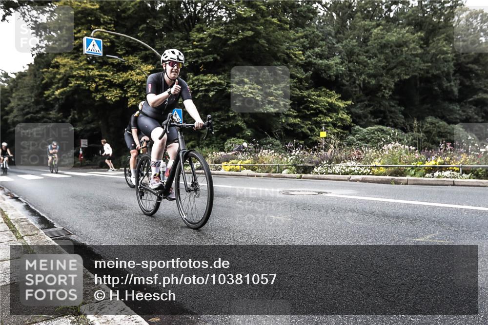 13.09.2026 - Stadtparktriathlon H.Heesch http://msf.ph/oto/10381057 13.09.2026 10:57:06 Radfahren 382, 415, 462, 480, 540 meine-sportfotos.de