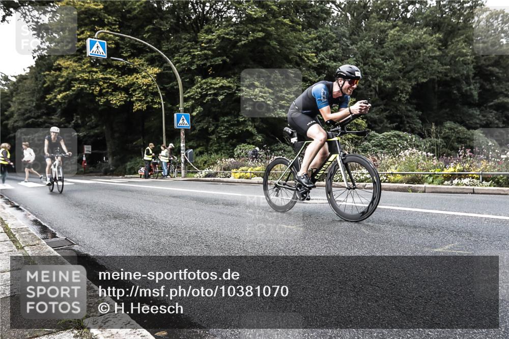 13.09.2026 - Stadtparktriathlon H.Heesch http://msf.ph/oto/10381070 13.09.2026 10:57:07 Radfahren 382, 415, 462, 480, 540 meine-sportfotos.de