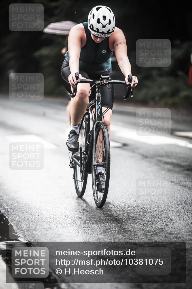 13.09.2026 - Stadtparktriathlon H.Heesch http://msf.ph/oto/10381075 13.09.2026 12:26:36 Radfahren 972, 980, 1067, 1083, 1159, 1167 meine-sportfotos.de