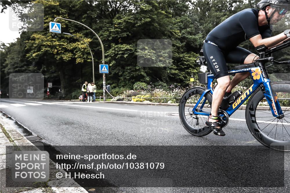 13.09.2026 - Stadtparktriathlon H.Heesch http://msf.ph/oto/10381079 13.09.2026 10:57:16 Radfahren 539, 664 meine-sportfotos.de