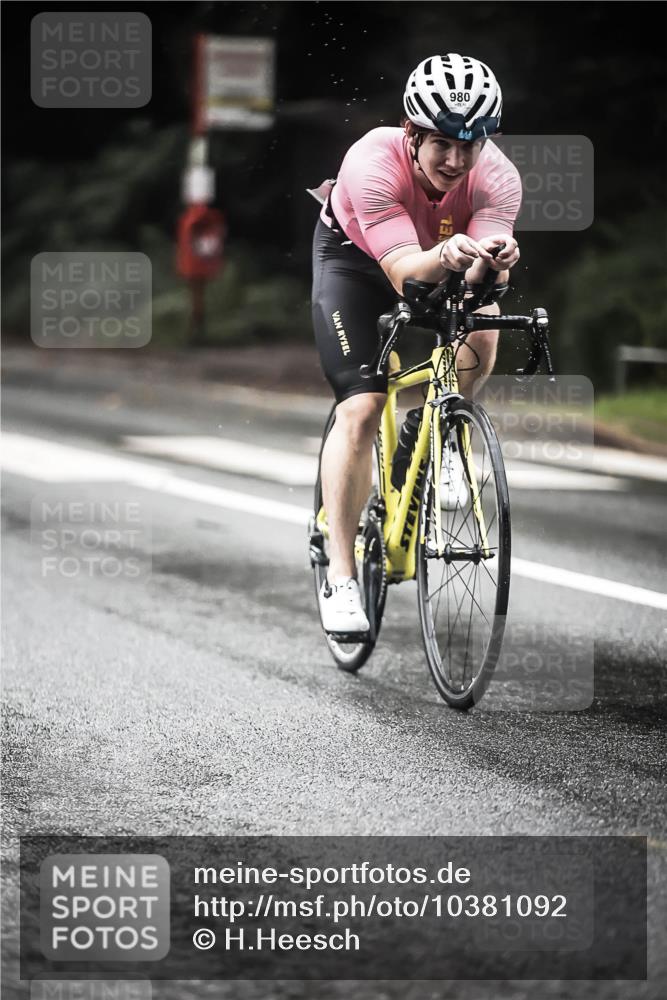 13.09.2026 - Stadtparktriathlon H.Heesch http://msf.ph/oto/10381092 13.09.2026 12:26:37 Radfahren 972, 980, 1000, 1062, 1063, 1067, 1159 meine-sportfotos.de