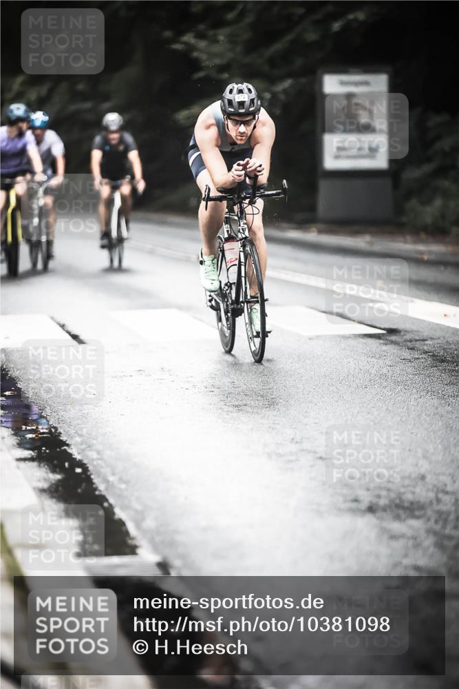 13.09.2026 - Stadtparktriathlon H.Heesch http://msf.ph/oto/10381098 13.09.2026 12:26:40 Radfahren 972, 980, 1000, 1037, 1062, 1063, 1159, 1178 meine-sportfotos.de