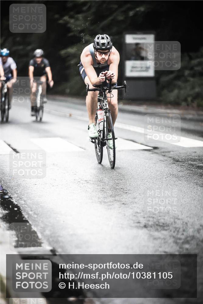 13.09.2026 - Stadtparktriathlon H.Heesch http://msf.ph/oto/10381105 13.09.2026 12:26:40 Radfahren 972, 980, 1000, 1037, 1062, 1063, 1159, 1178 meine-sportfotos.de