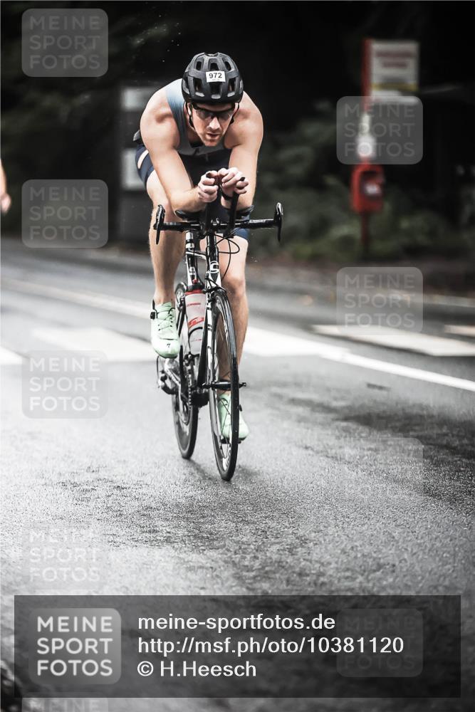 13.09.2026 - Stadtparktriathlon H.Heesch http://msf.ph/oto/10381120 13.09.2026 12:26:41 Radfahren 972, 980, 1000, 1037, 1062, 1063, 1159, 1178 meine-sportfotos.de