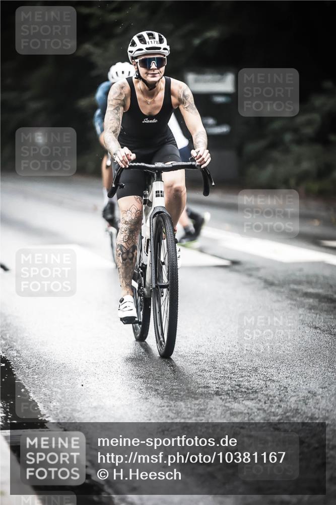 13.09.2026 - Stadtparktriathlon H.Heesch http://msf.ph/oto/10381167 13.09.2026 12:26:45 Radfahren 955, 972, 1000, 1037, 1062, 1063, 1144, 1178 meine-sportfotos.de