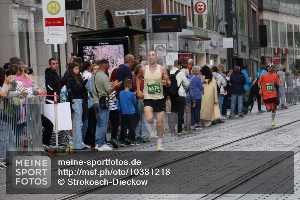 13.09.2026 - 21. swb-Marathon Bremen Strokosch-Dieckow http://msf.ph/oto/10381218 13.09.2026 12:44:40 Ziel 322, 814, 1187, 1840, 4474, 6485, 8285, 289 meine-sportfotos.de