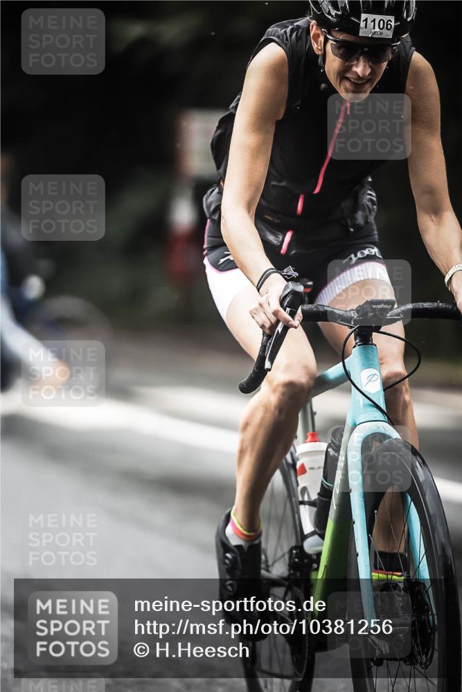 13.09.2026 - Stadtparktriathlon H.Heesch http://msf.ph/oto/10381256 13.09.2026 12:26:57 Radfahren 970, 1024, 1106, 1144, 1145 meine-sportfotos.de