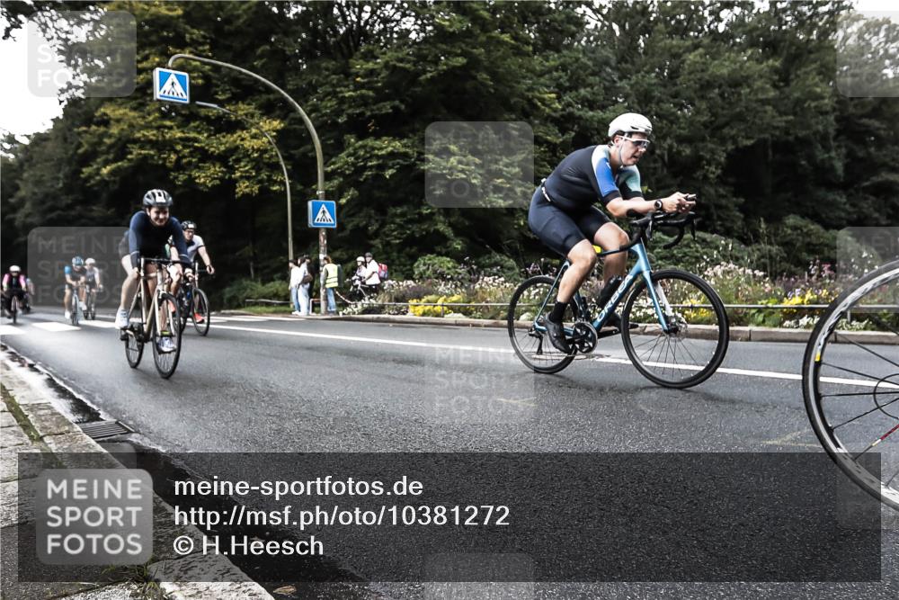 13.09.2026 - Stadtparktriathlon H.Heesch http://msf.ph/oto/10381272 13.09.2026 10:58:43 Radfahren 407, 442, 450, 483, 499, 573, 598, 605, 611, 630, 634, 668 meine-sportfotos.de