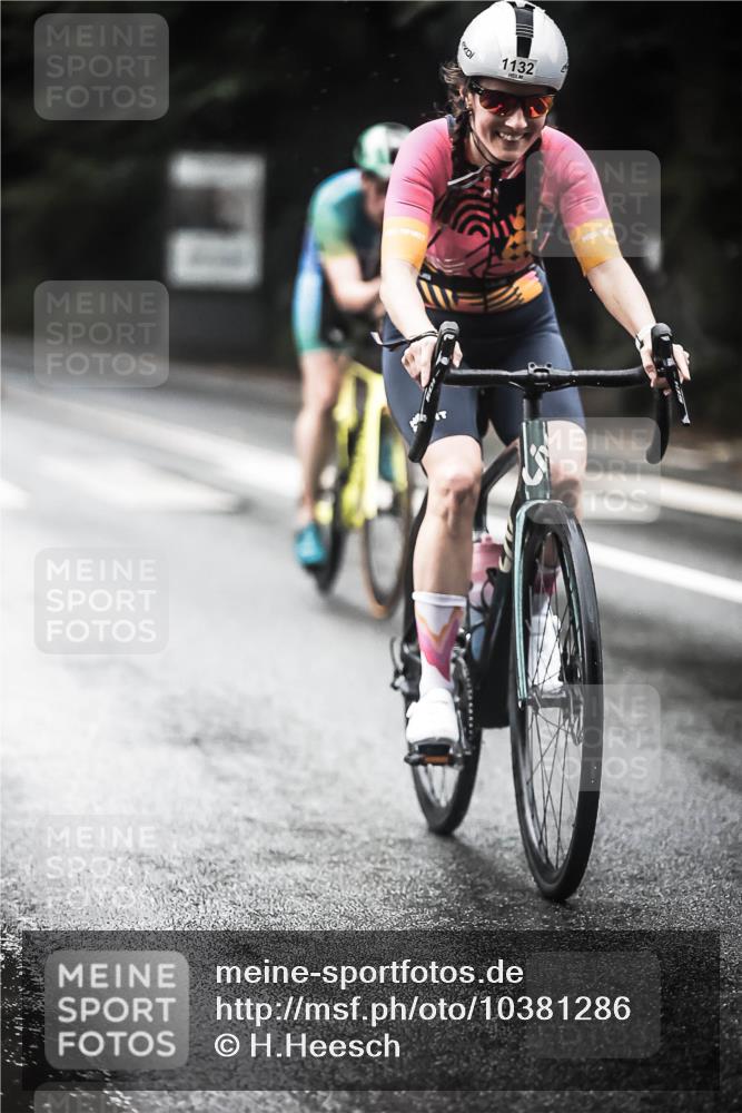13.09.2026 - Stadtparktriathlon H.Heesch http://msf.ph/oto/10381286 13.09.2026 12:27:08 Radfahren 1028, 1132, 1177, 1187 meine-sportfotos.de