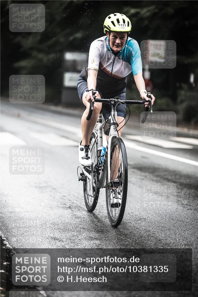 13.09.2026 - Stadtparktriathlon H.Heesch http://msf.ph/oto/10381335 13.09.2026 12:27:11 Radfahren 1028, 1132, 1177, 1187 meine-sportfotos.de