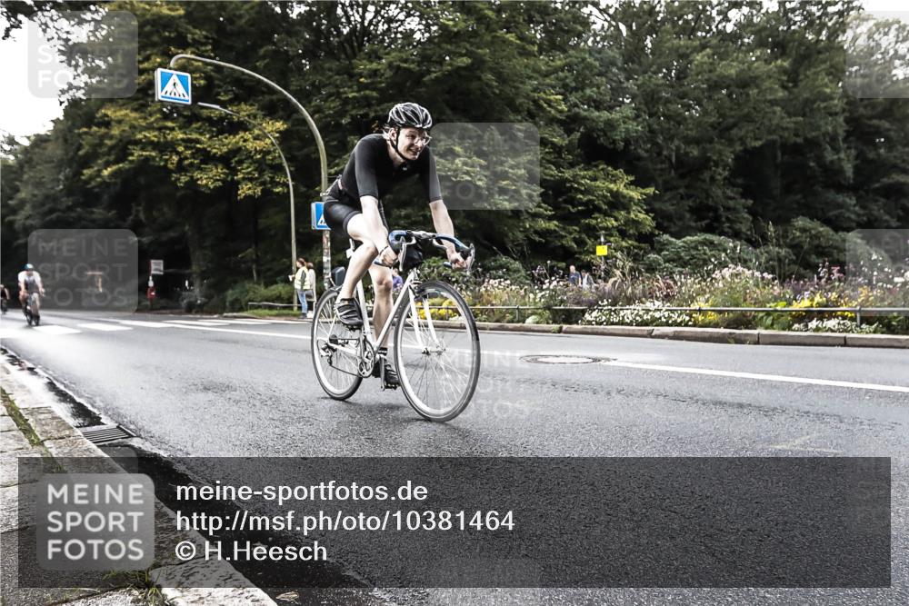 13.09.2026 - Stadtparktriathlon H.Heesch http://msf.ph/oto/10381464 13.09.2026 10:59:51 Radfahren 469, 584, 606, 678, 699 meine-sportfotos.de