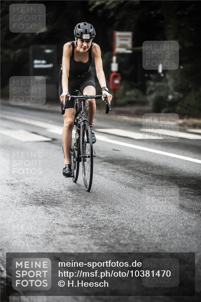 13.09.2026 - Stadtparktriathlon H.Heesch http://msf.ph/oto/10381470 13.09.2026 12:27:31 Radfahren 1047, 1051, 1077, 1153, 1169 meine-sportfotos.de
