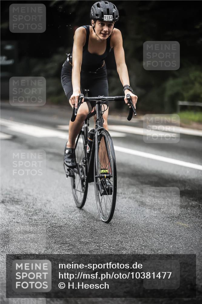 13.09.2026 - Stadtparktriathlon H.Heesch http://msf.ph/oto/10381477 13.09.2026 12:27:31 Radfahren 1047, 1051, 1077, 1153, 1169 meine-sportfotos.de