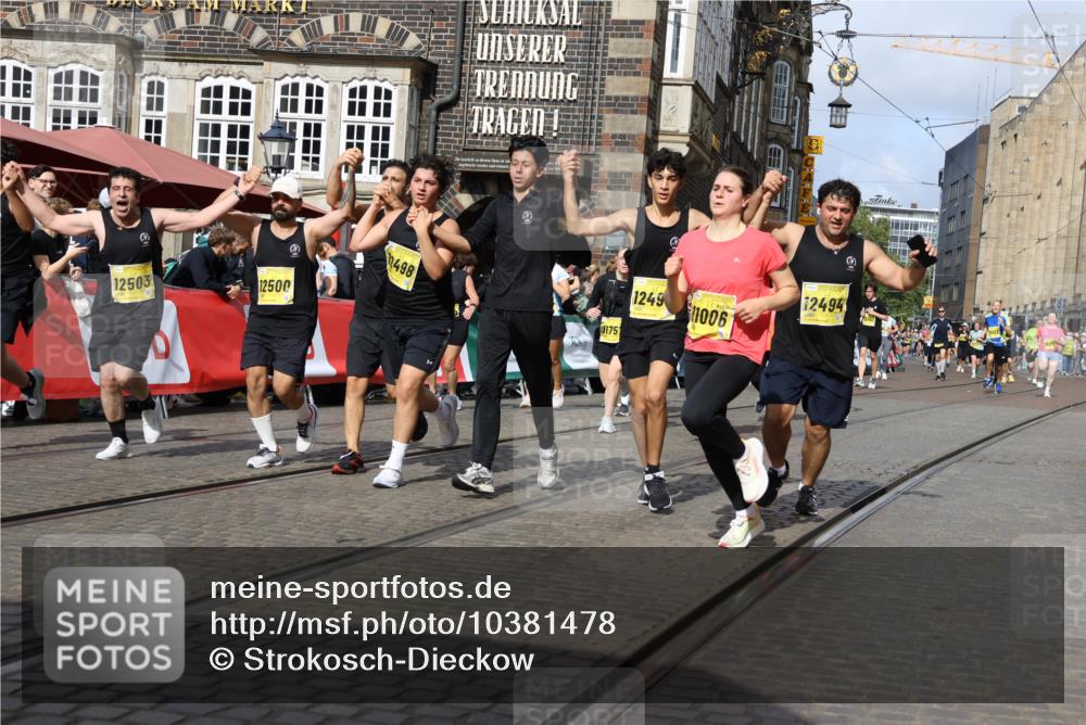 13.09.2026 - 21. swb-Marathon Bremen Strokosch-Dieckow http://msf.ph/oto/10381478 13.09.2026 11:04:59 Ziel 10160, 10198, 10283, 10481, 10711, 10877, 10940, 11006, 11114, 11364, 11366, 11592, 11705, 11761, 11991, 12005, 12493, 12495, 12498, 12500, 12502, 12563, 10370, 10465, 10576, 10718, 10800, 10850, 10975, 10995, 11102, 11105, 11157, 11218, 11281, 11326, 11584, 11616, 11722, 11900, 12002, 12011, 12064, 12079, 12080, 12099, 12335 meine-sportfotos.de